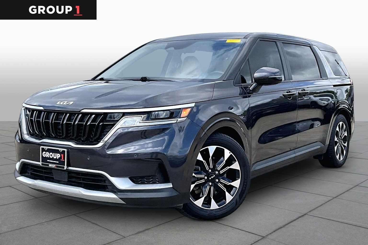 2024 Kia Carnival EX