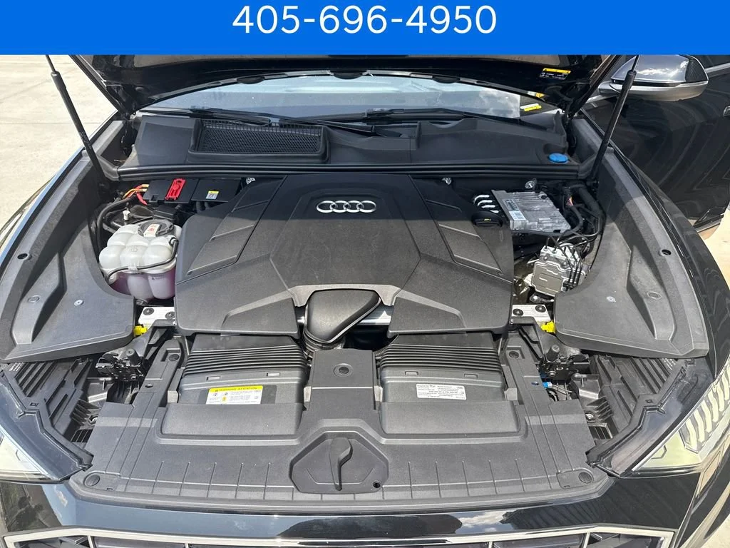 Pre-Owned 2022 Audi Q8 Prestige