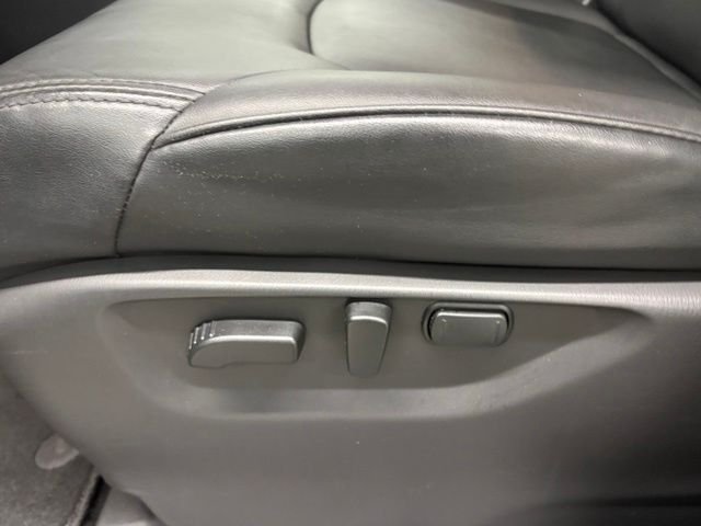 Used 2023 Gray Nissan SV image 15