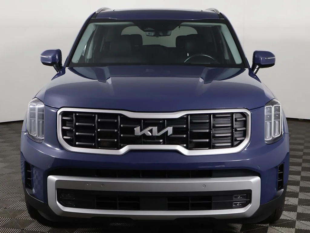 Used 2024 Midnight Lake Blue Kia SX-Prestige image 16
