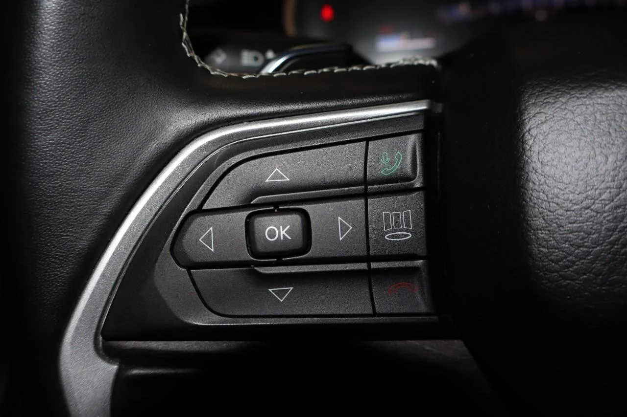 Used 2021 Silver Zynith Jeep Limited image 17