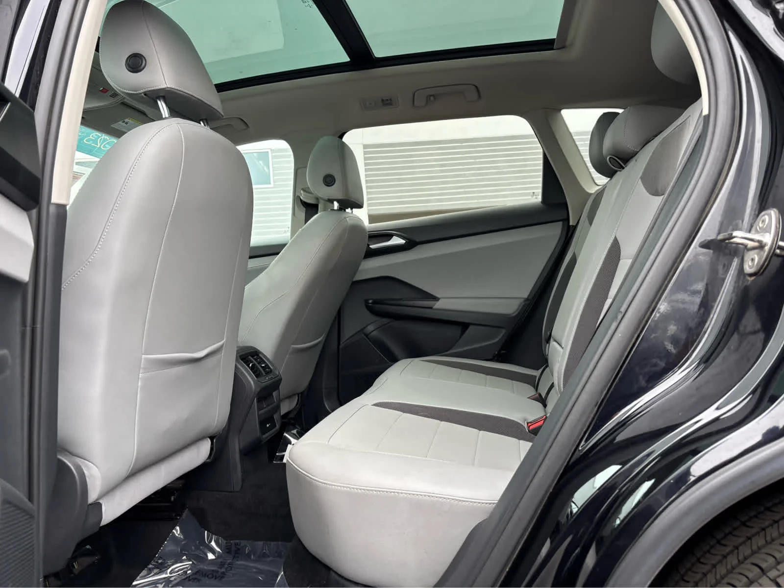 Certified Used 2023 Deep Black Pearl Volkswagen SE image 22