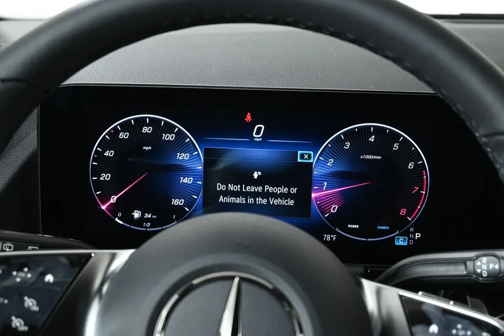 New 2026 White Mercedes-Benz GLA 250 image 18