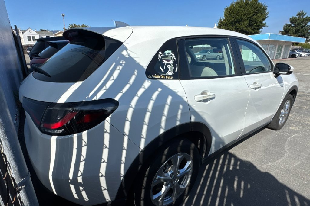 Used 2024 Platinum White Pearl Honda LX image 5