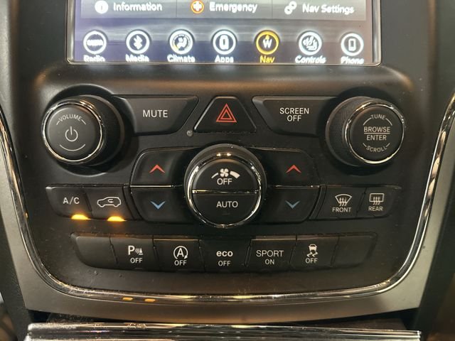 Used 2018 Gray Jeep Altitude image 21