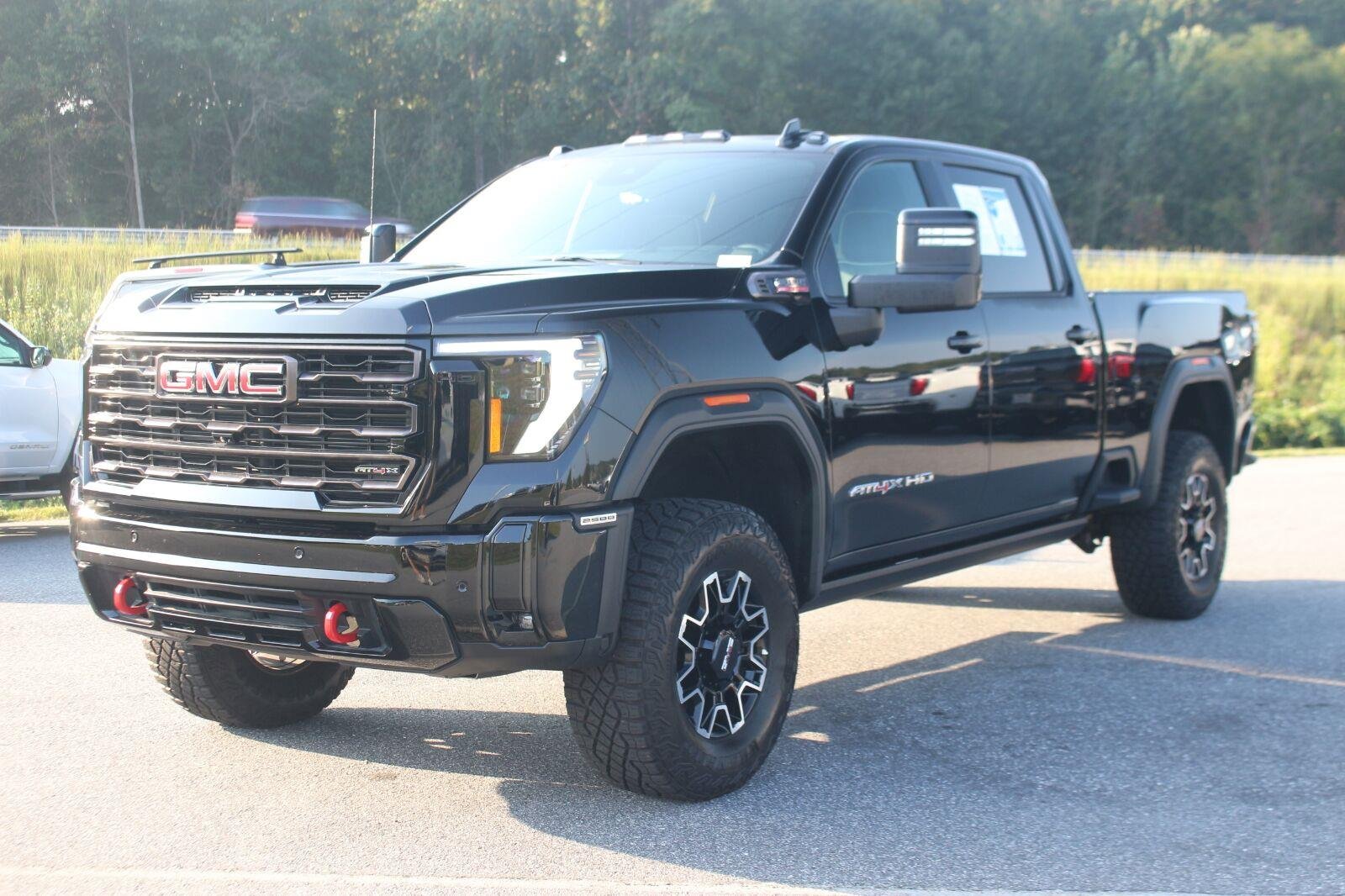 Used 2026 Onyx Black GMC AT4X image 3