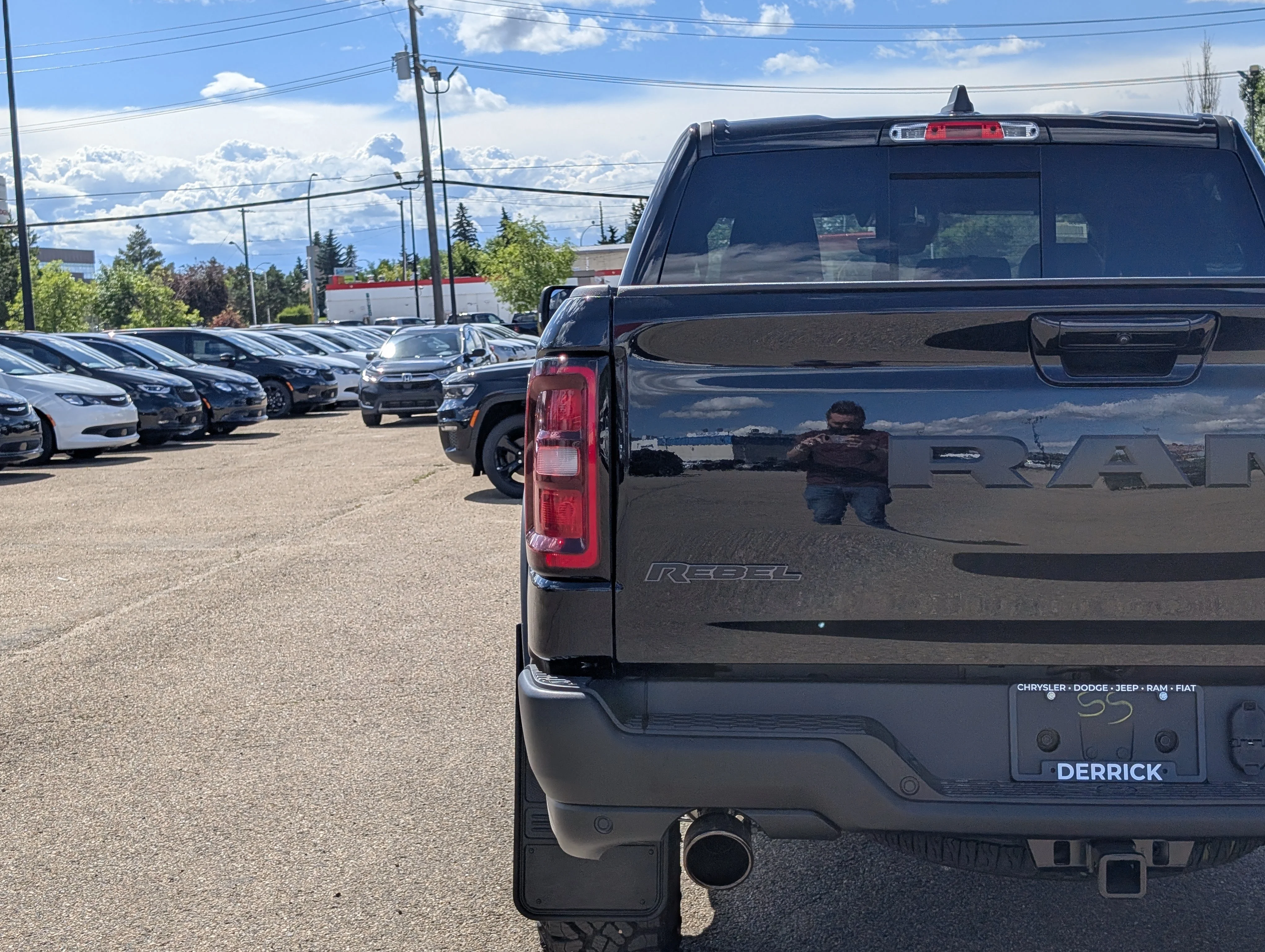 New 2026 Diamond Black Crystal Pearl Ram Rebel image 13