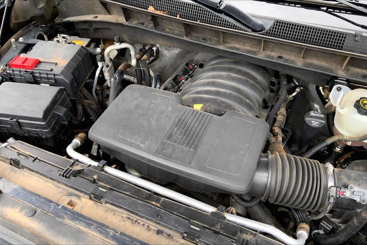 Used 2021 Shadow Gray Metallic Chevrolet LT image 33