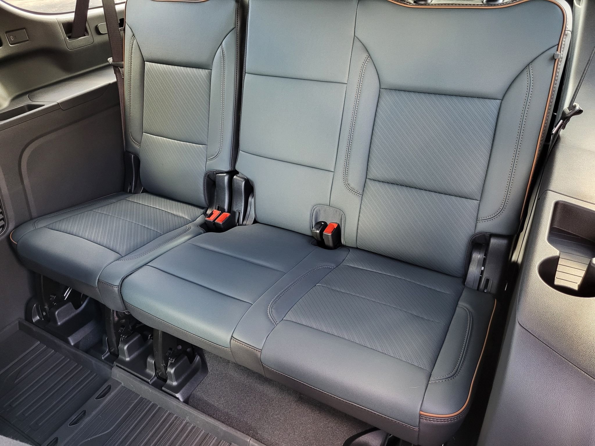 2026 GMC Yukon XL AT4 - Photo 12