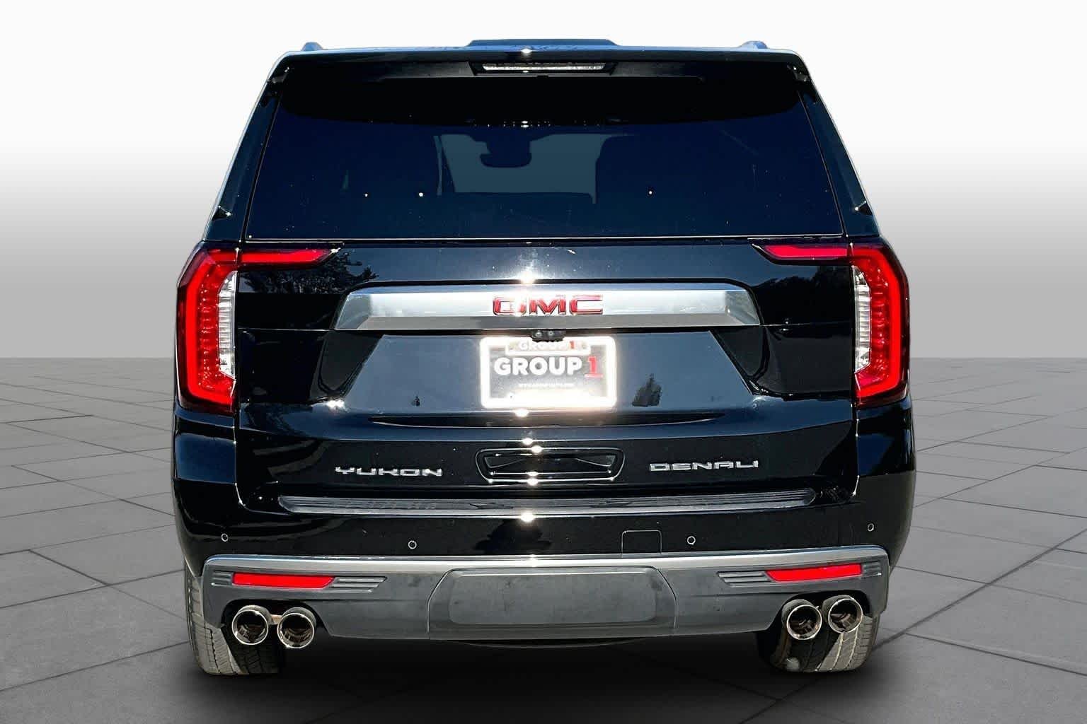 Used 2024 Onyx Black GMC Denali image 4