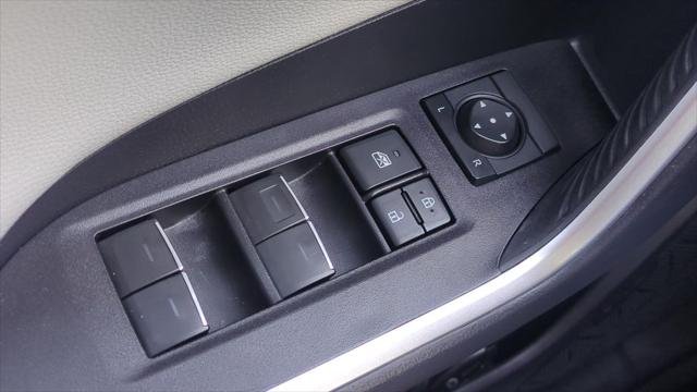 Certified Used 2024 MAGNETIC GRAY MET. Toyota  image 20