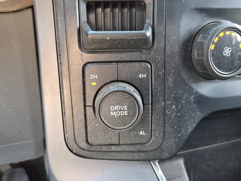 Used 2022 Agate Black Metallic FORD XLT image 21