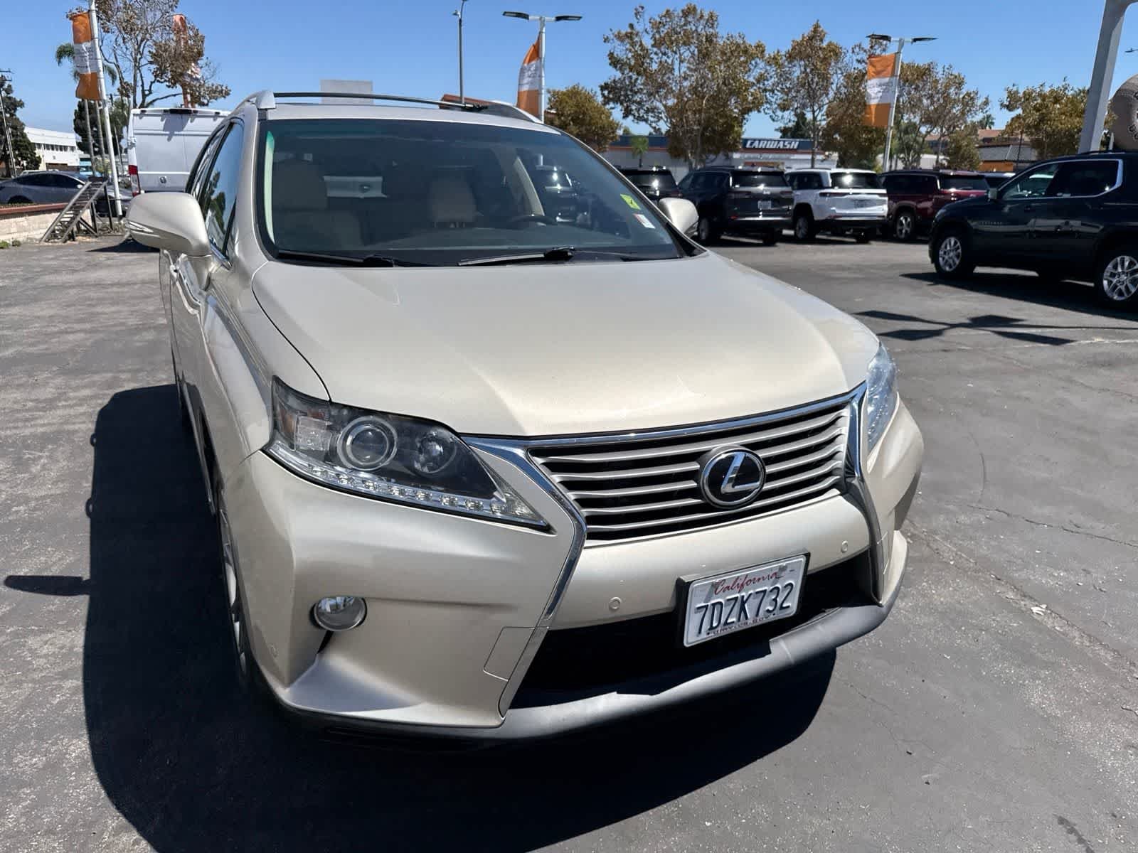 Used 2014 Satin Cashmere Metallic Lexus  image 6