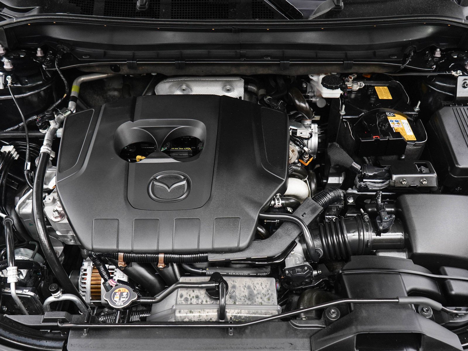Used 2025 Jet Black Mica Mazda 2.5 S Preferred Package image 32