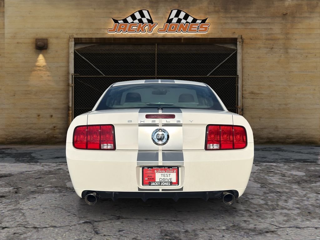 Used 2007 White Ford GT image 8