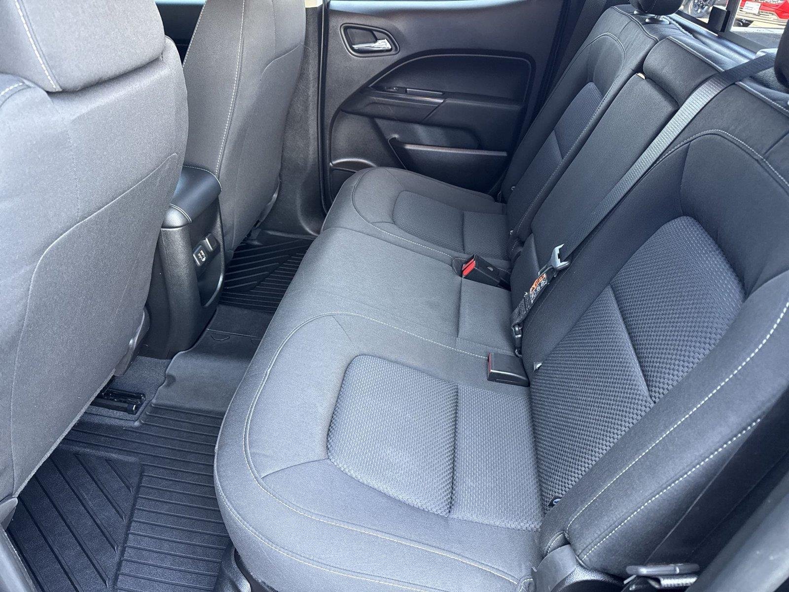 2021 Chevrolet Colorado LT - Photo 29