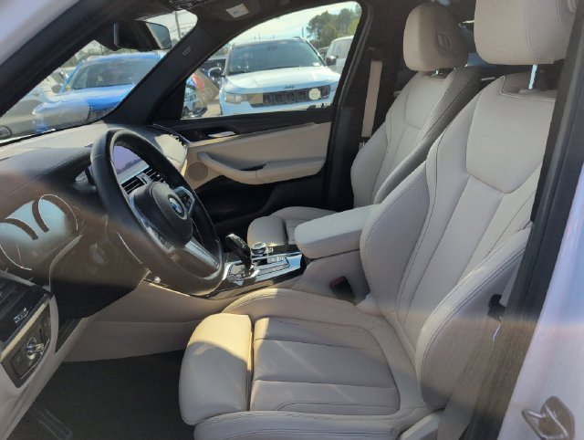 Used 2021 White BMW sDrive30i image 14