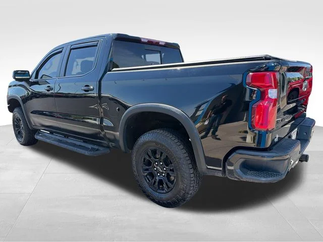 Used 2024 Black Chevrolet ZR2 image 3