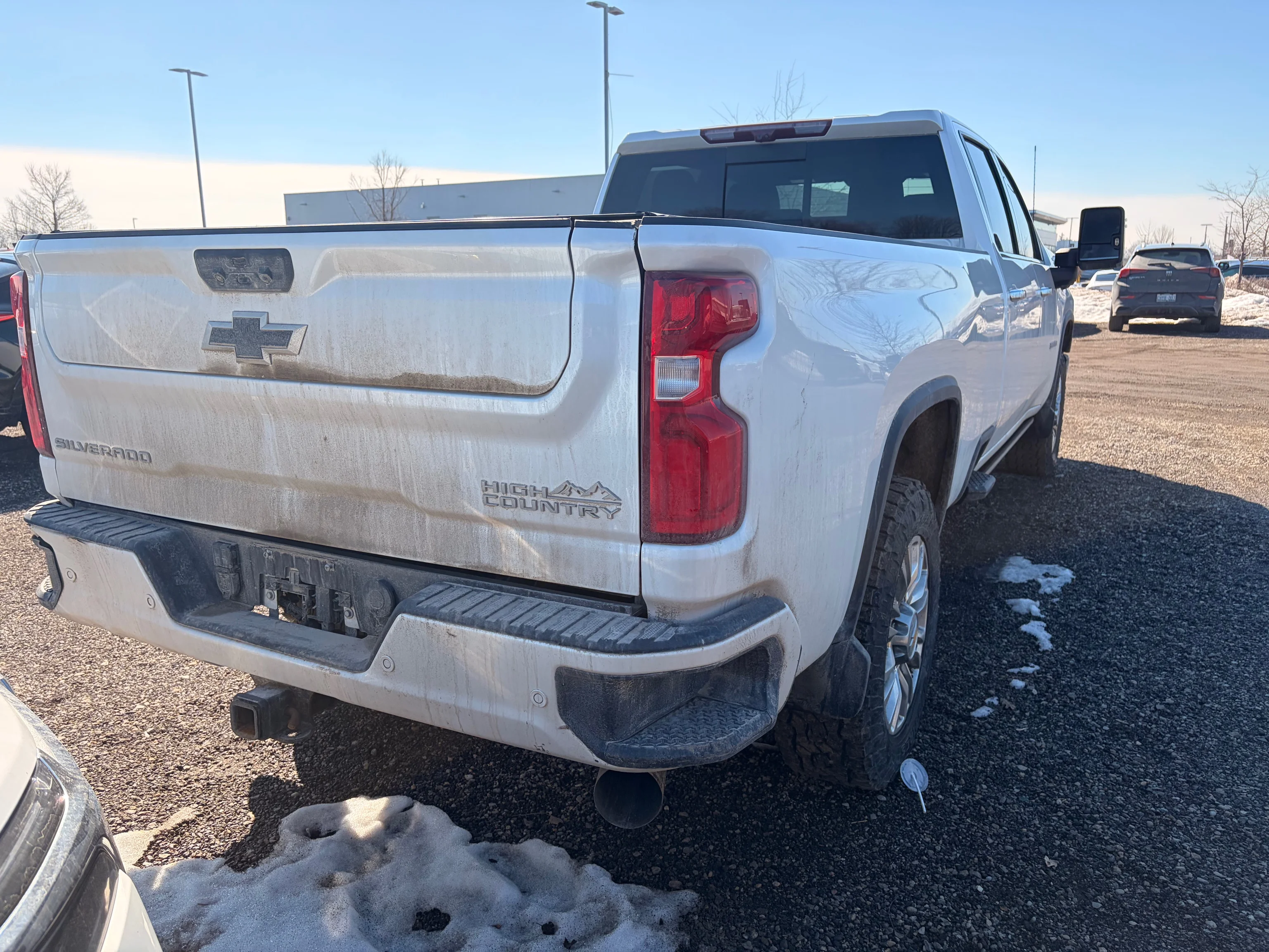 Used 2022  Chevrolet HIGH COUNTRY image 4