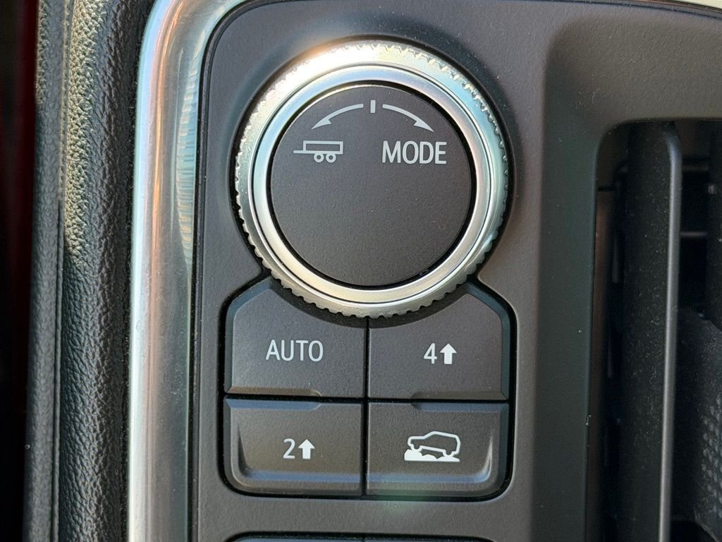 Used 2020 Red GMC Elevation image 15