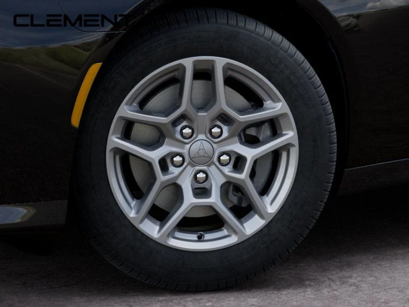 New 2026 Diamond Black Crystal Pearlcoat Dodge R/T image 9