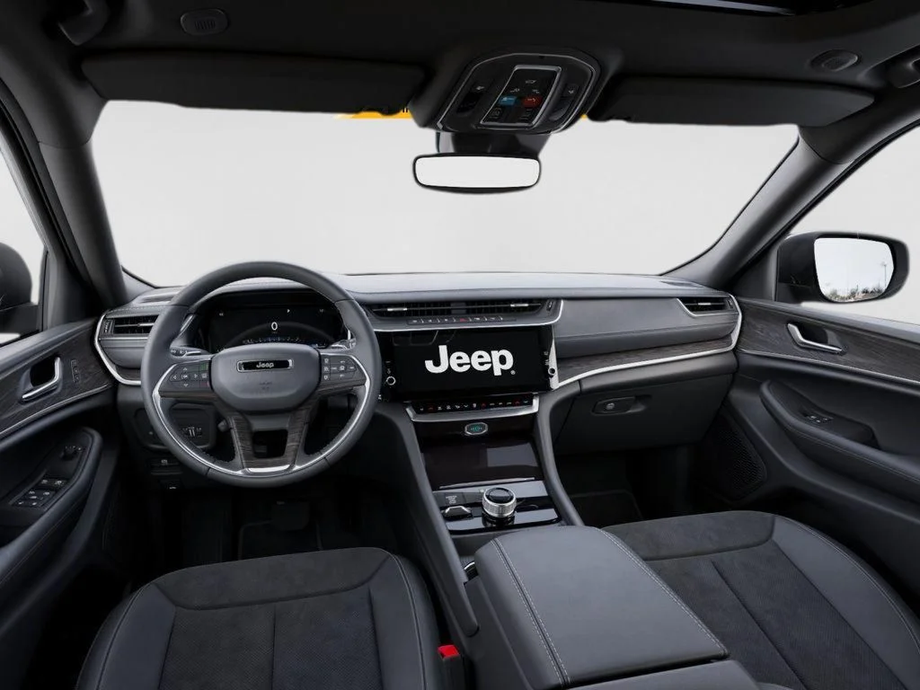 New 2026 Bright White Clear-Coat Exterior Paint Jeep Altitude image 14