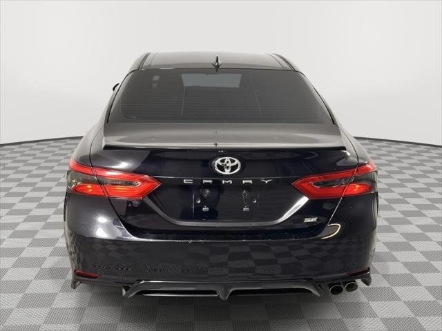 2020 Toyota Camry SE - Photo 17