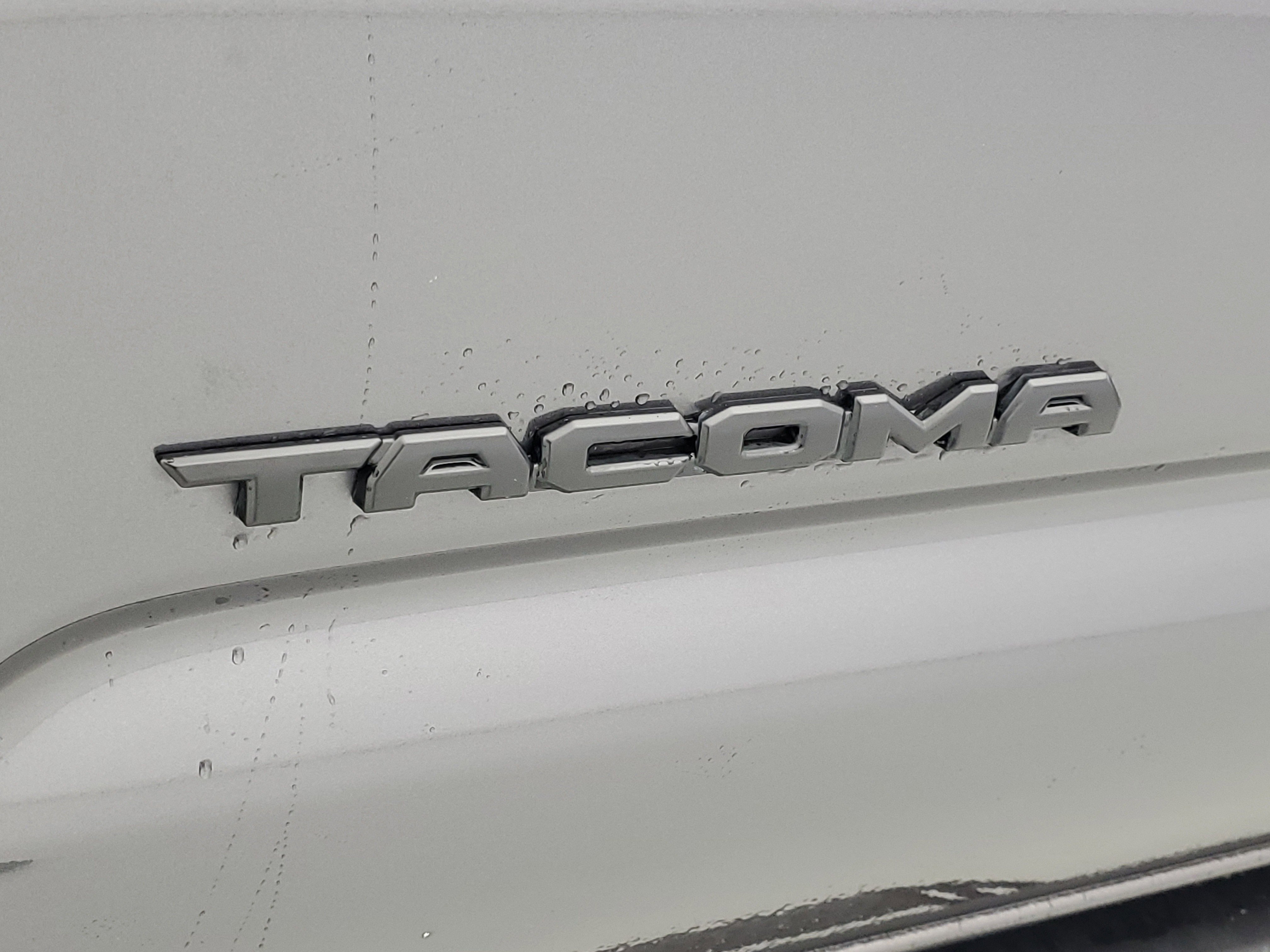 Used 2023 Magnetic Gray Metallic Toyota SR5 image 8