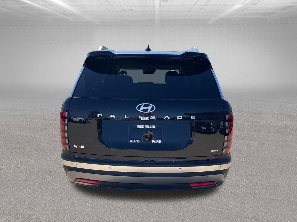 New 2026 Abyss Black Hyundai SEL 7P image 4
