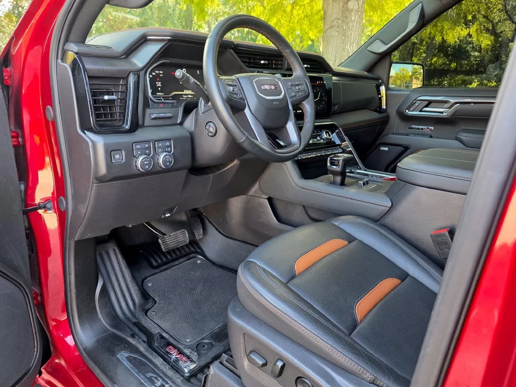 Used 2025 Volcanic Red Tintcoat GMC AT4 image 11