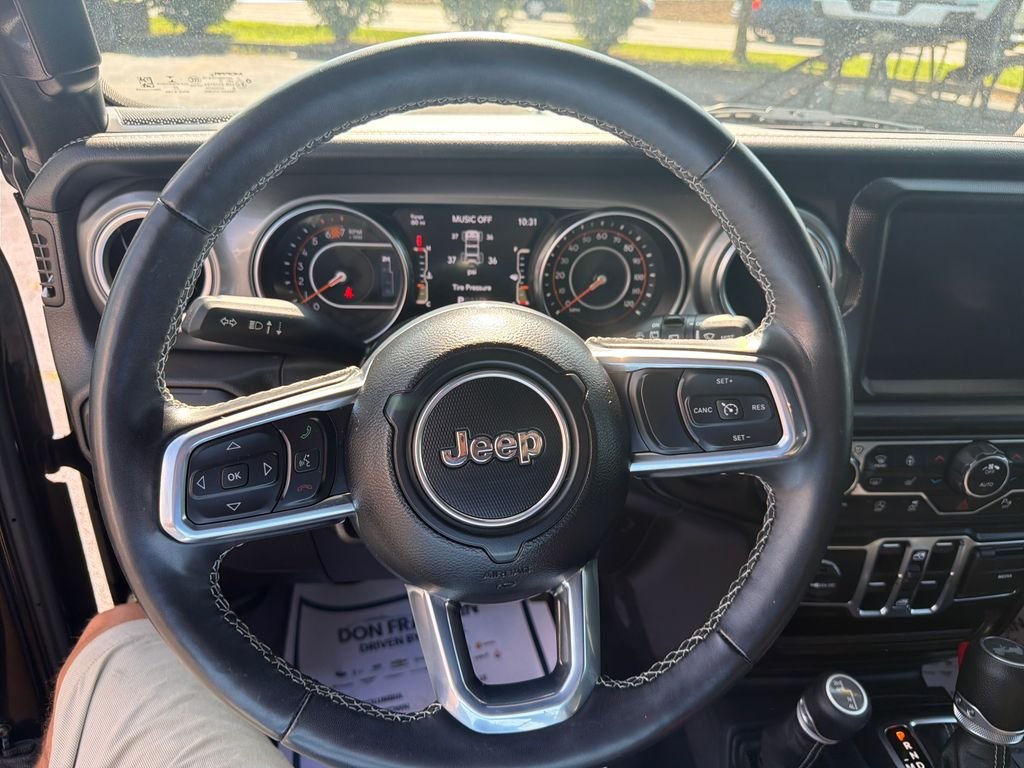 Used 2023 Black Jeep Sahara image 17