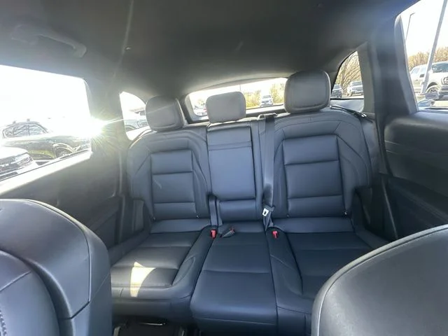 Used 2025 Black Lincoln Premiere image 28