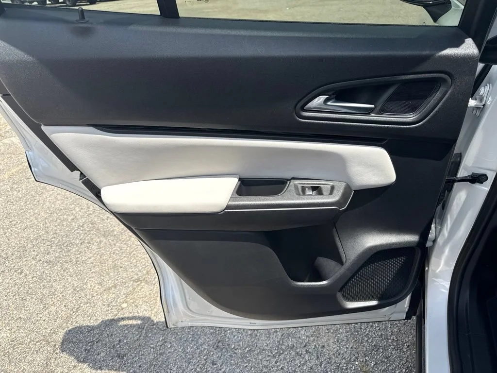 Used 2025 White Honda 1SE image 30