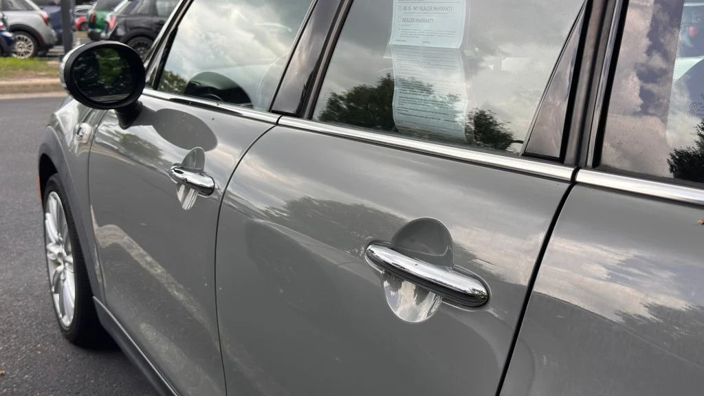 Used 2019 Moonwalk Gray Metallic MINI Signature image 8