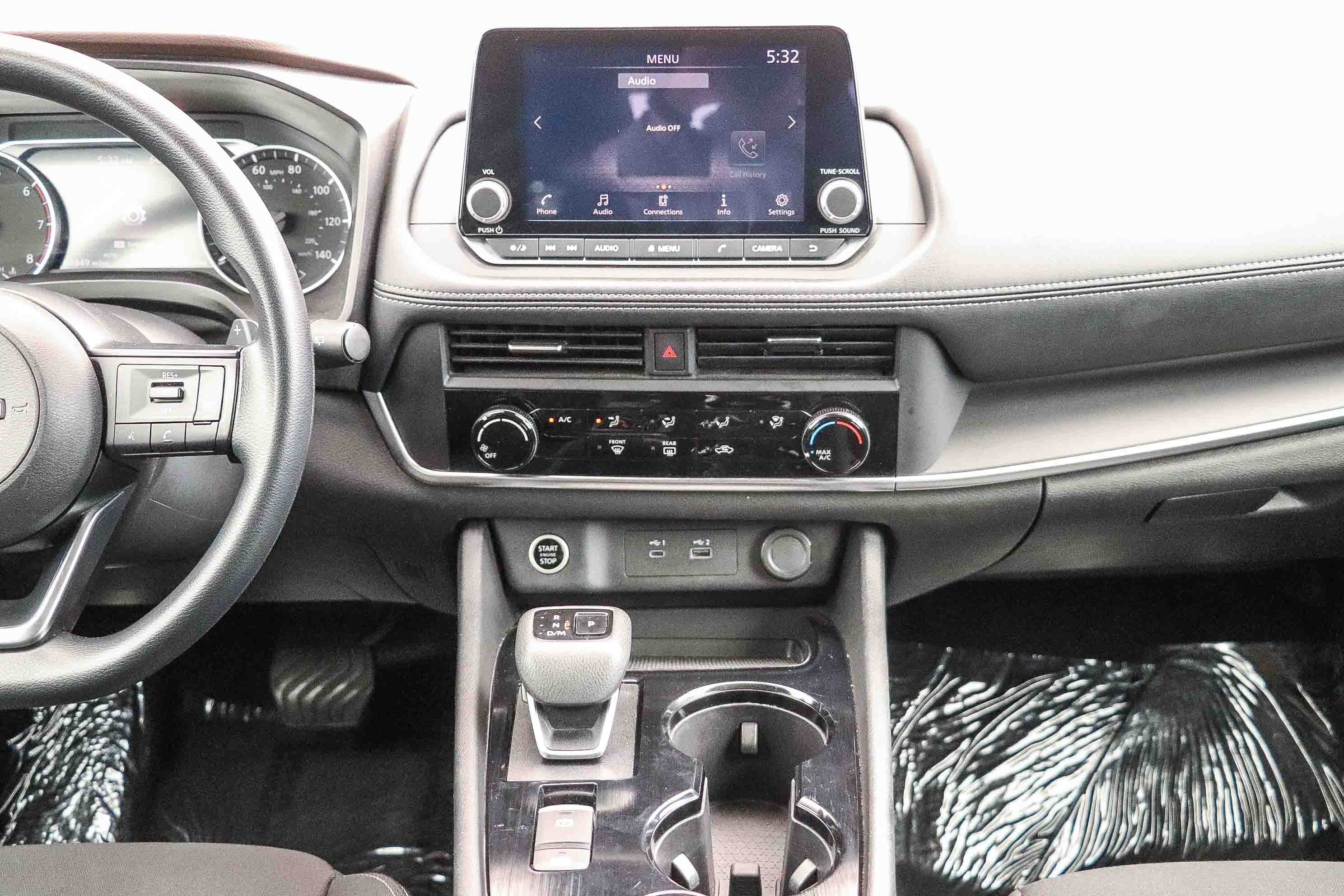 Used 2023 Glacier White Nissan S image 12