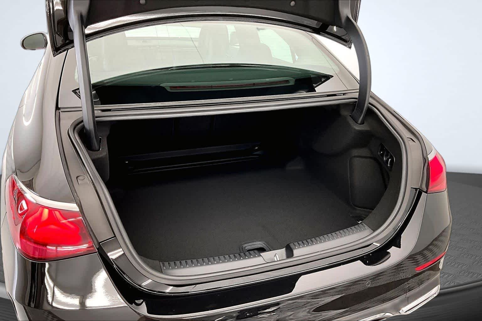 New 2026 Obsidian Black Metallic Mercedes-Benz E 350 image 19