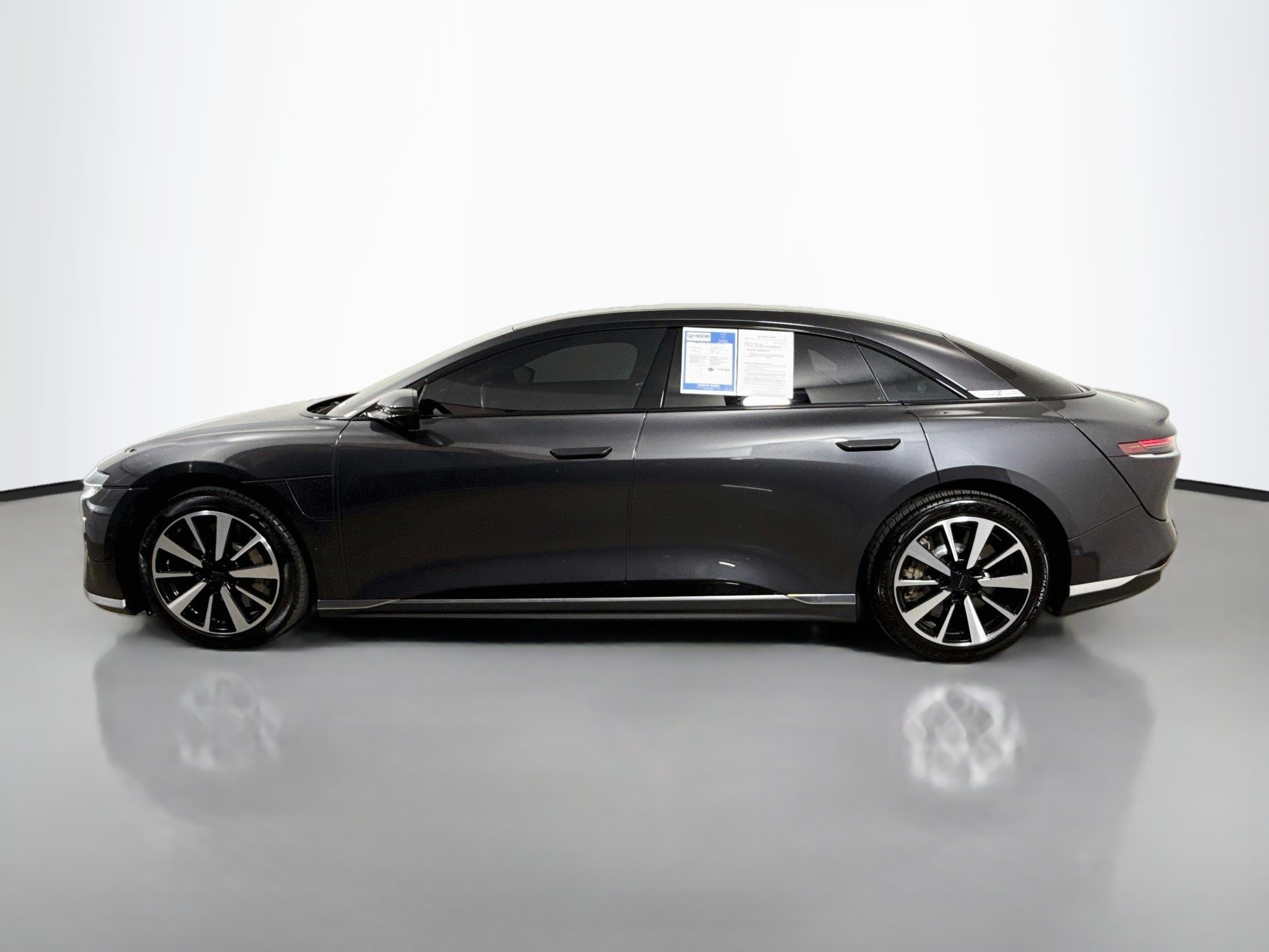 Used 2023 Quantum Gray Metallic Lucid Pure image 4