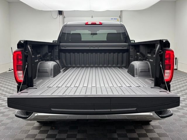 New 2026 Onyx Black GMC Pro image 8
