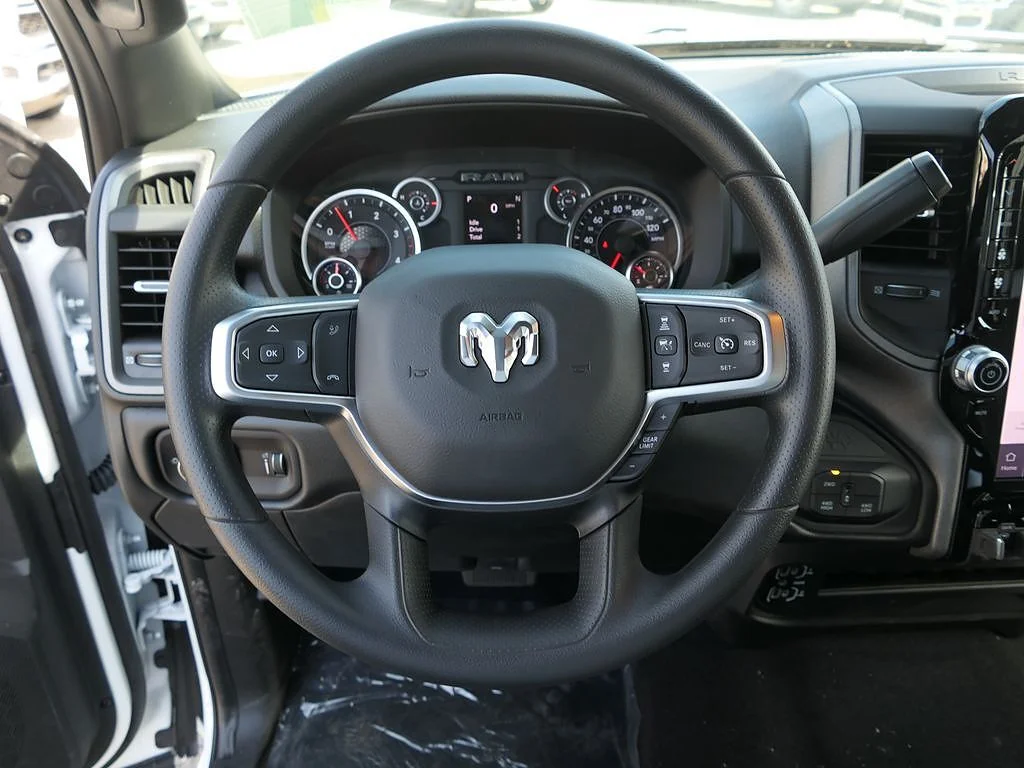 2026 RAM 3500 Tradesman - Photo 16