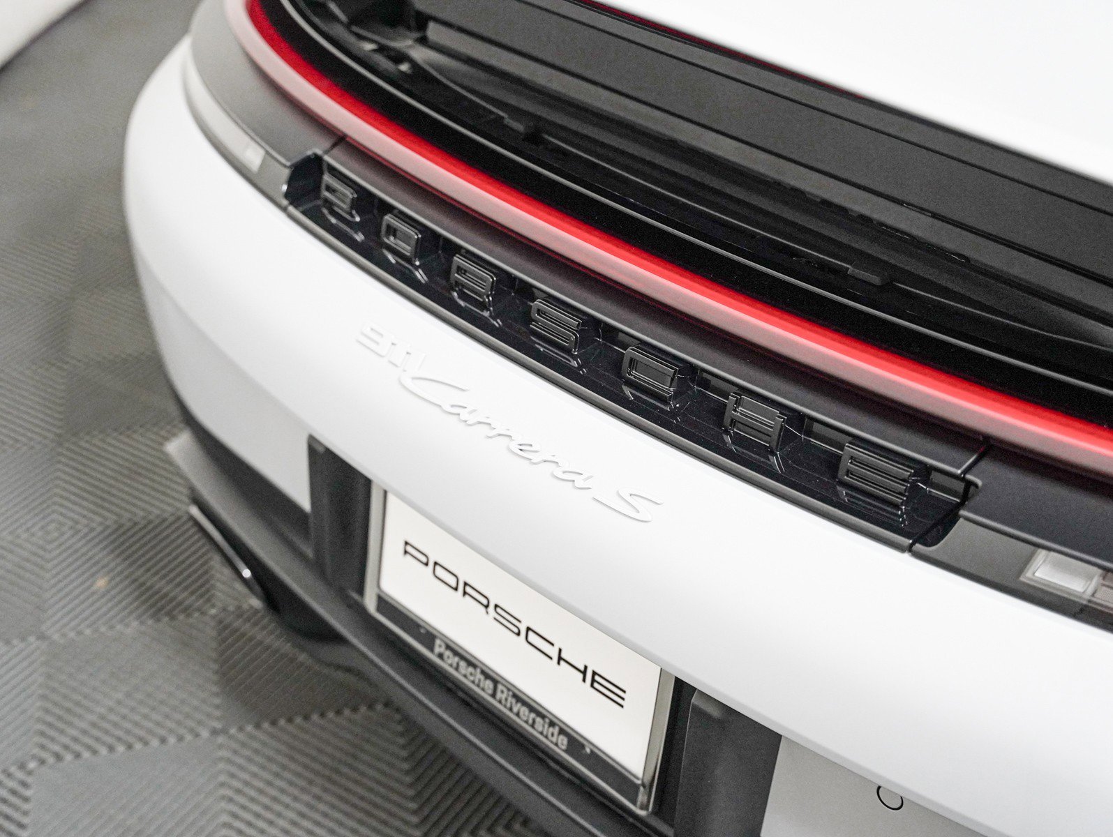 New 2026 ICE GREY Porsche Carrera S Cabriolet image 28