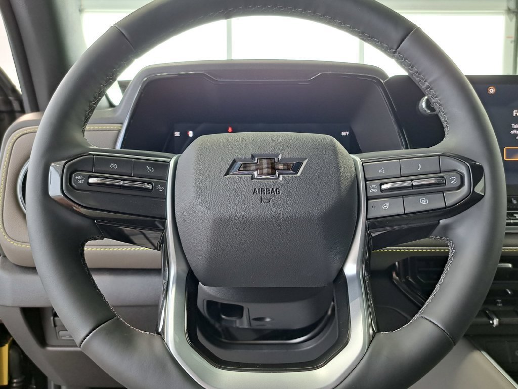 2026 Chevrolet Colorado ZR2 - Photo 9
