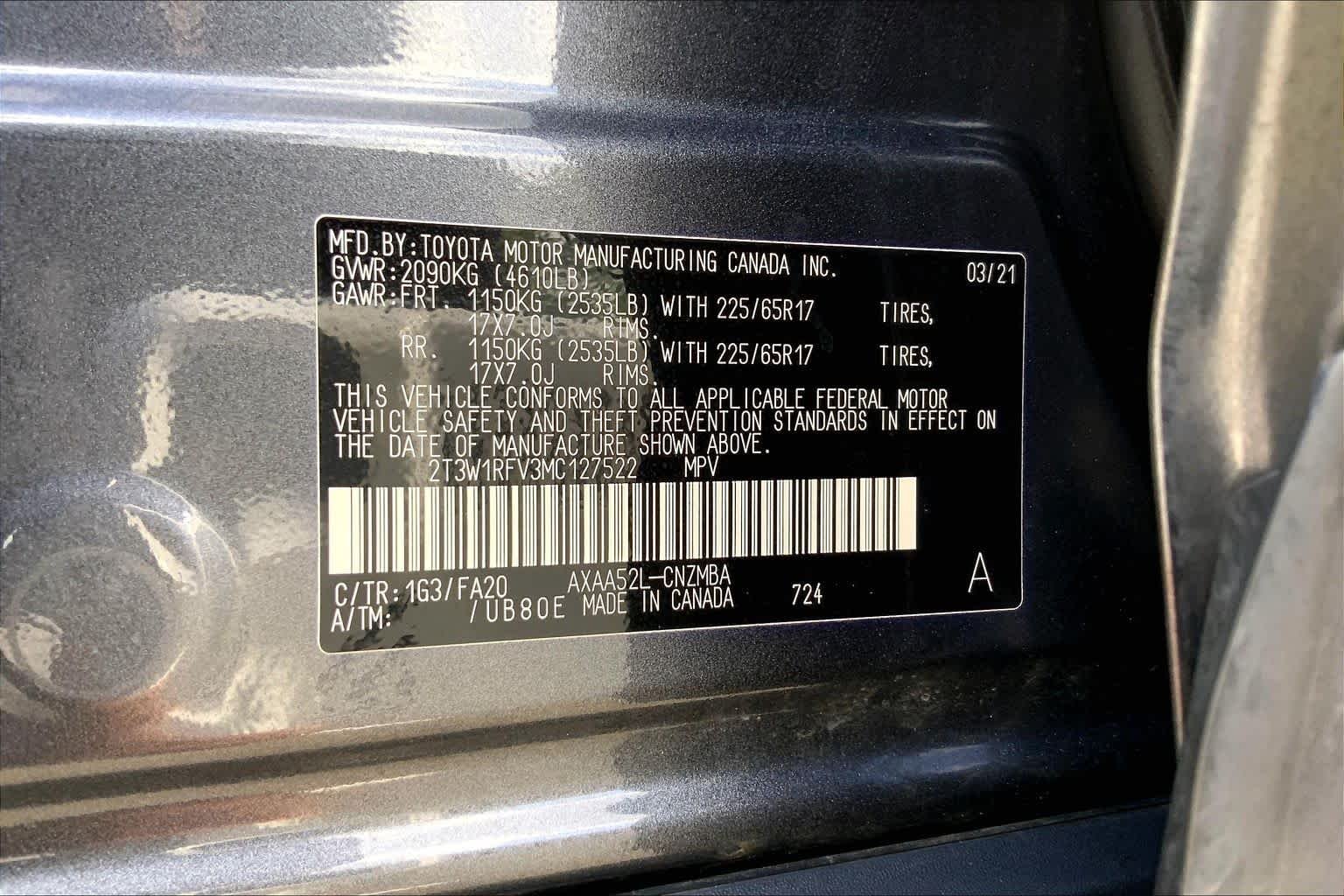 Used 2021 Magnetic Gray Metallic Toyota XLE Premium image 36
