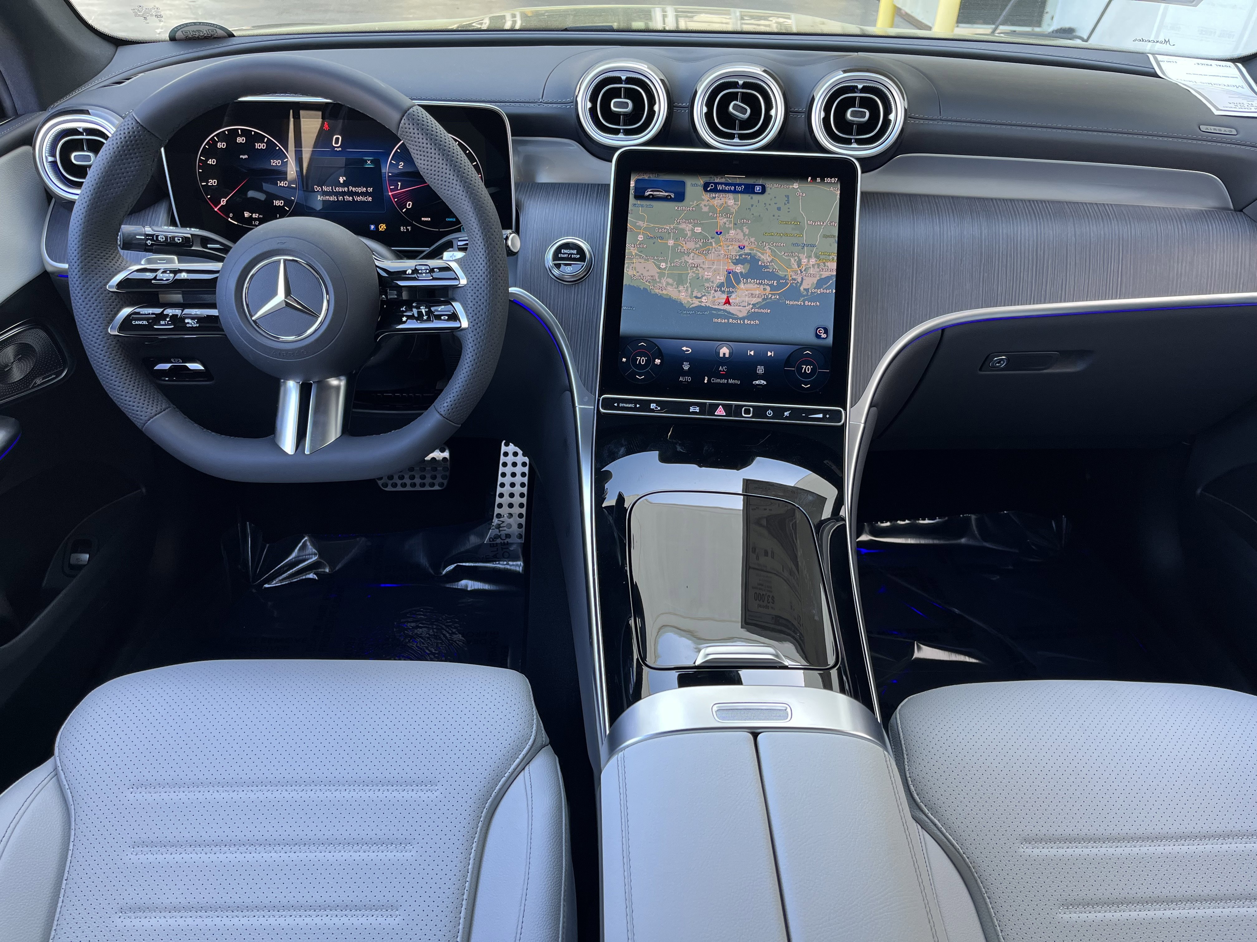New 2026 Graphite Grey Metallic Mercedes-Benz GLC 300 image 18