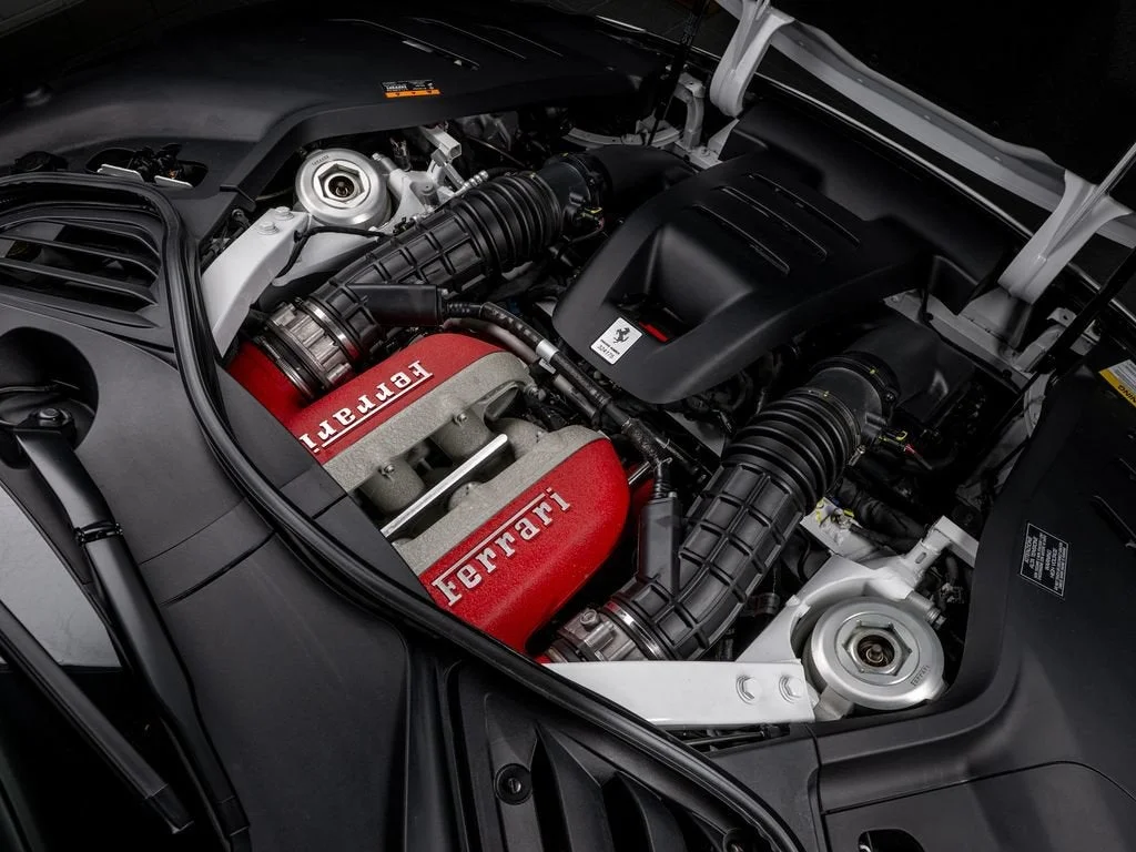 2025 Ferrari Purosangue Base - Photo 14