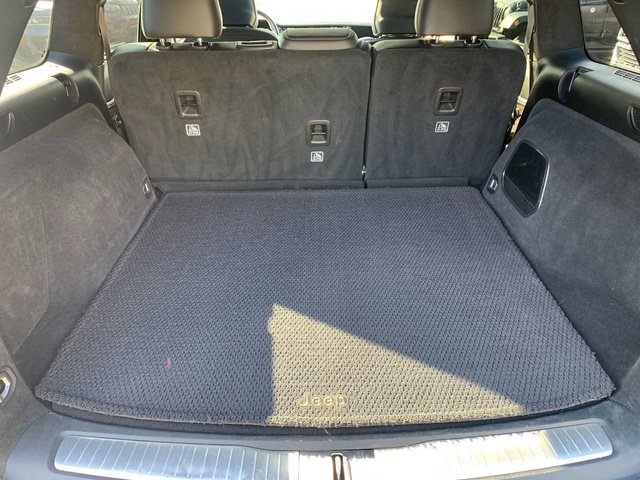 Used 2023 Black Jeep Summit Reserve 4xe image 4