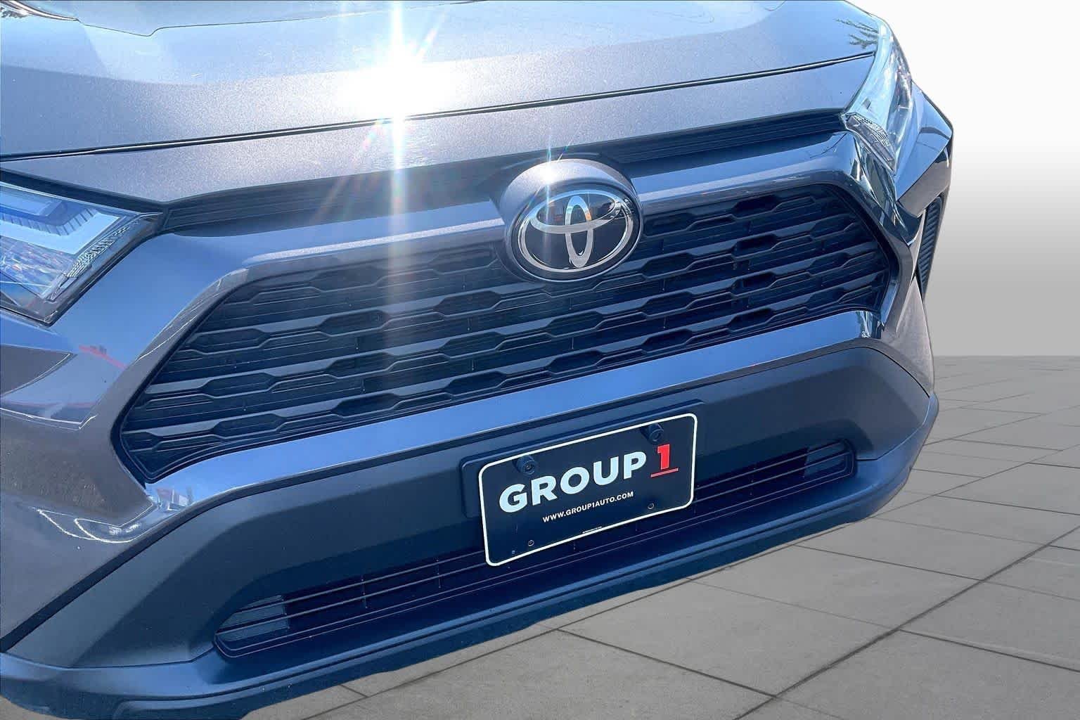 Certified Used 2025 Magnetic Gray Metallic Toyota Hybrid XLE image 30