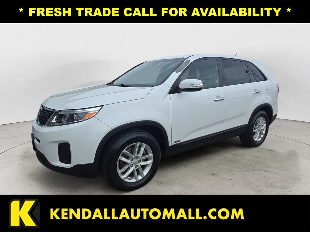 Used 2015 White Kia LX image 1