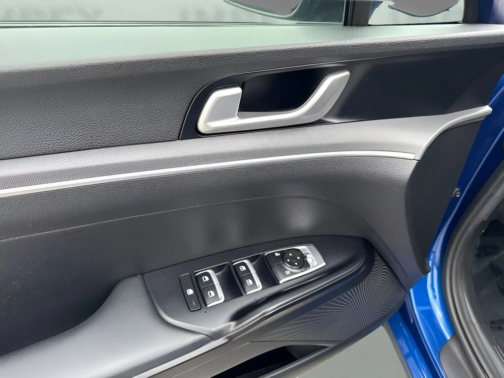Used 2022 Blue Kia GT-Line image 26