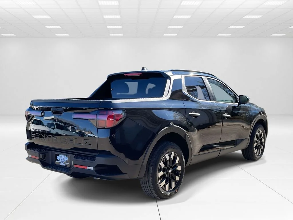 New 2026 Black Hyundai SEL image 6