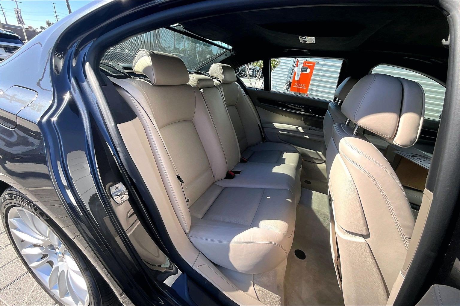 Used 2014 Gray BMW 750i image 27